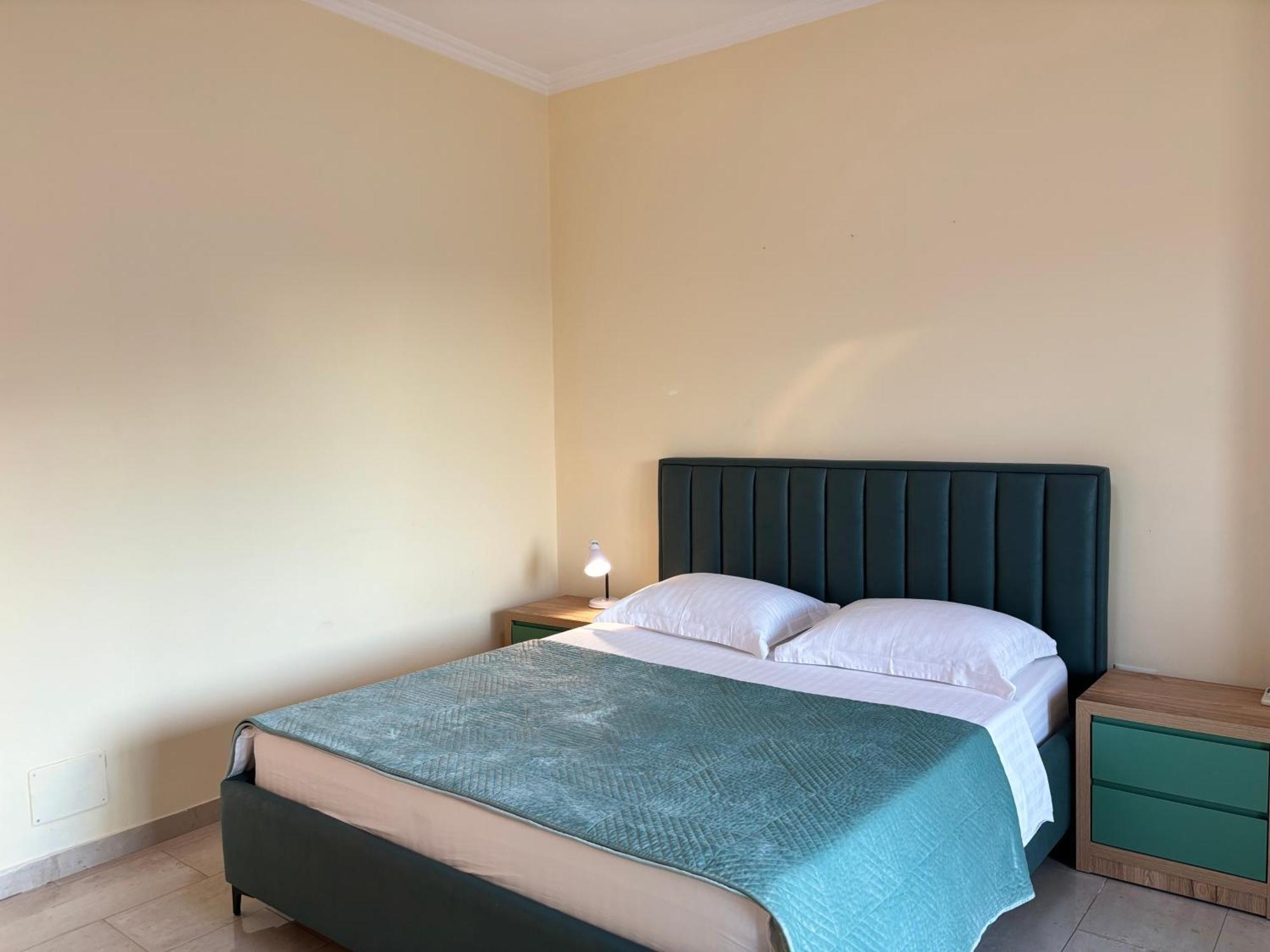 Tam 2Bdr Center Taiwan Apartment Тирана Екстериор снимка