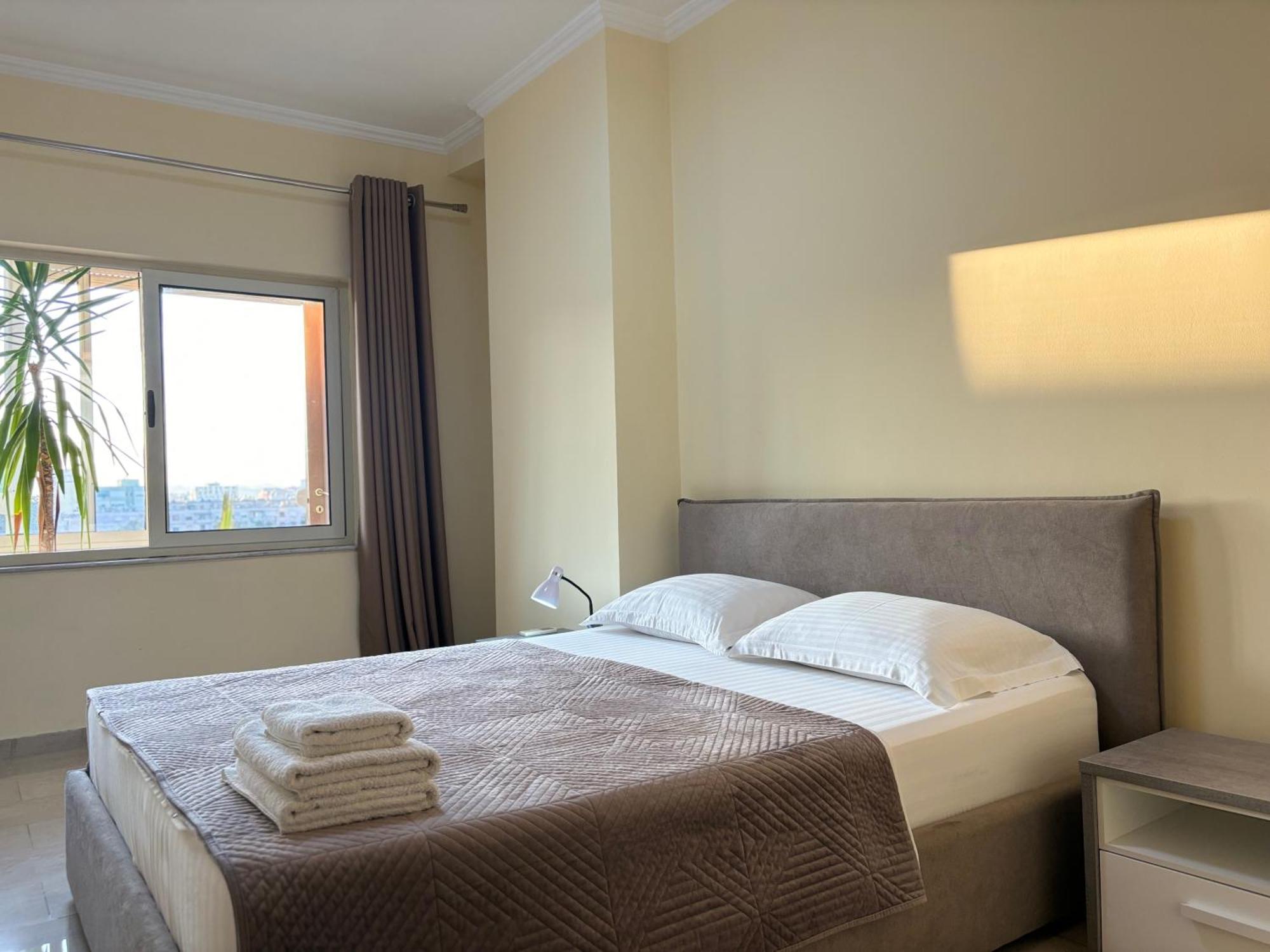 Tam 2Bdr Center Taiwan Apartment Тирана Екстериор снимка